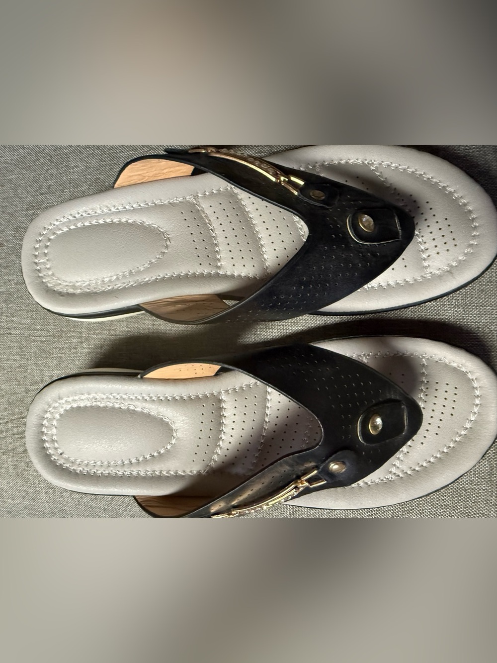 Women’s Black Comfort Thong Sandals - Cushioned Footbed